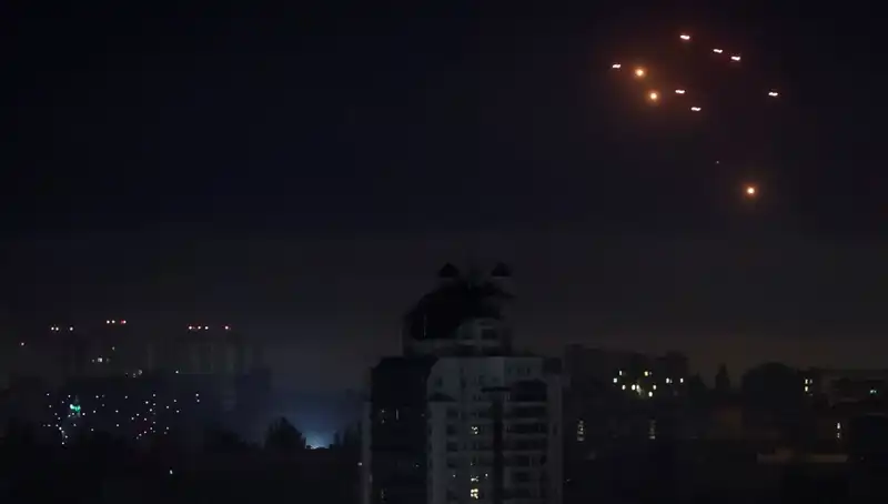 Rusya’nın Kiev’e Düzenlediği Hava Saldırısı: Savaşın Son Durumu ve Sumi’de Tahliyeler