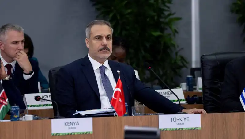 Yapay Zeka ve BRICS Zirvesi: Bakan Fidan'dan Kritik Uyarı
