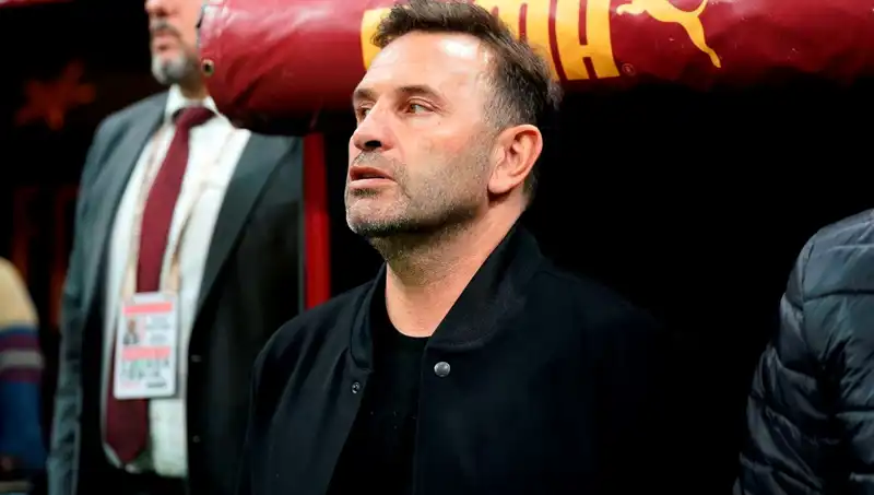 Galatasaray'da Okan Buruk’un Radikal Hamlesi: Tek Değişiklik ile Takım Sıradışı Performans Sergileyebilir mi?