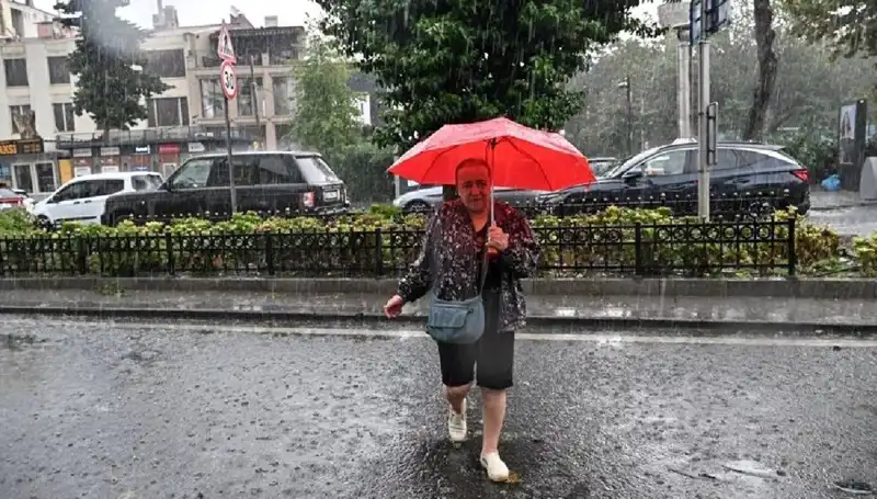 Sarı Kodla Geliyor: Hava Durumunda Yoğun Yağış Uyarısı!