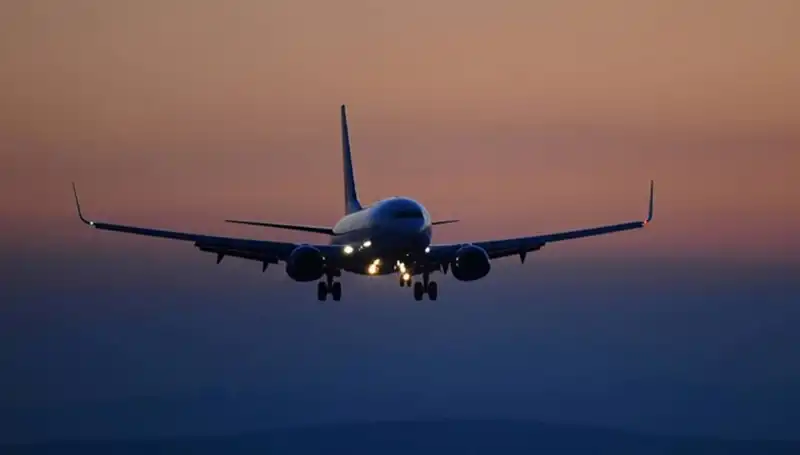 Trabzon'da Hava Ulaşımına Sis Engeli: Seferler İptal Edildi