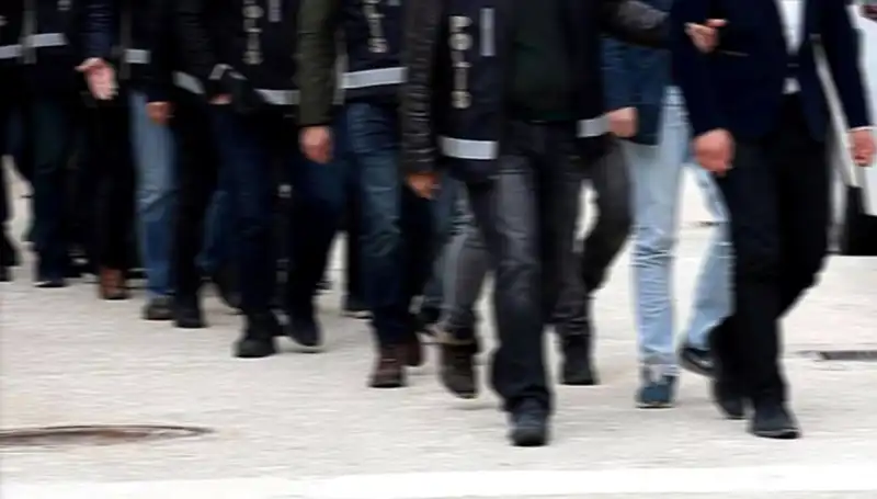 Kadın Profiliyle Kurulan "Balkız" Tuzağı: Gasp Olayı Şok Etti!
