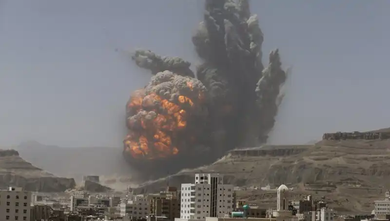 ABD'nin Yemen'deki Saldırısı: Fabrikaya Düzenlenen Hava Taarruzunda Ölüm Tohumu