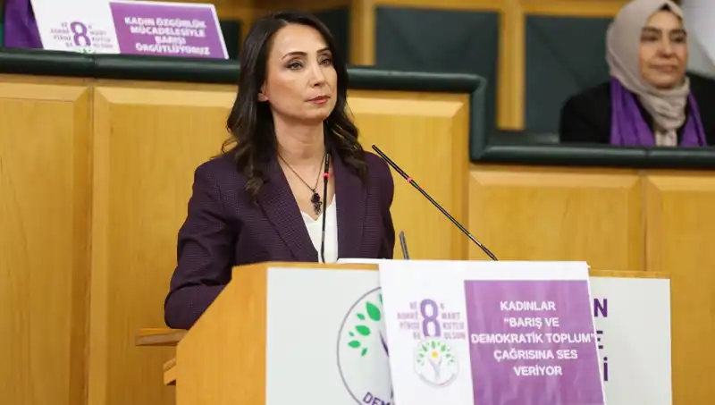 Tülay Hatimoğulları: DEM Parti'nin Güçlü Eş Genel Başkanı Kimdir?