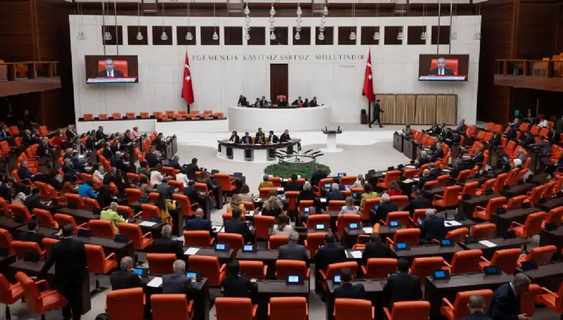 Meclis’te Tarihi An: 10. Yargı Paketi Onaylandı