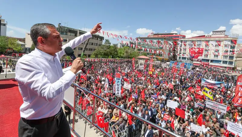 Özgür Özel'den Çarpıcı Açıklama: Örgütün Silah Bırakmasına Tam Destek!