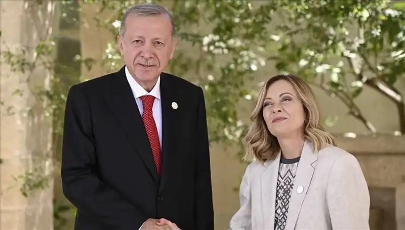 İstanbul'da Tarihi Akdeniz Zirvesi: Erdoğan İtalya ve Libya Başbakanları ile Bir Araya Geliyor