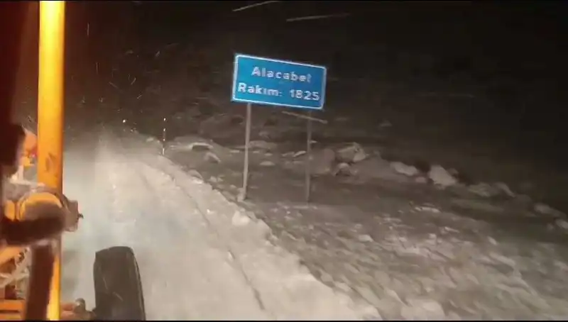 Antalya’da Tarihinde Görülmemiş Kar Sürprizi