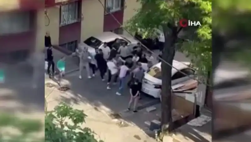 Zorbalık mı, Adalet mi? Madde Bağımlısına Verilen Ders Olayı!