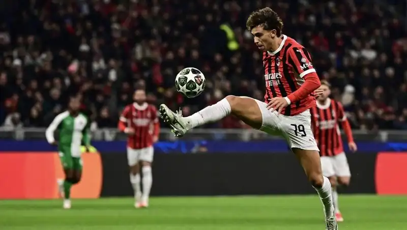 Joao Felix'in Menajeri: "Galatasaray'a Transferi Mümkün Görünüyor"