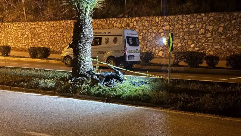 Motosiklet Kazasında Hayatını Kaybeden Tıp Öğrencisi Üzüntüyle Anılıyor